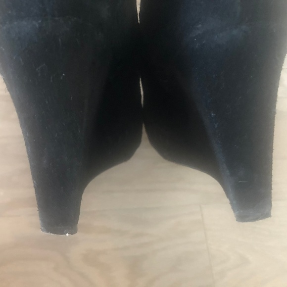 Rebecca Minkoff Bianca Black Suede Wedge Bootie - Picture 6 of 7